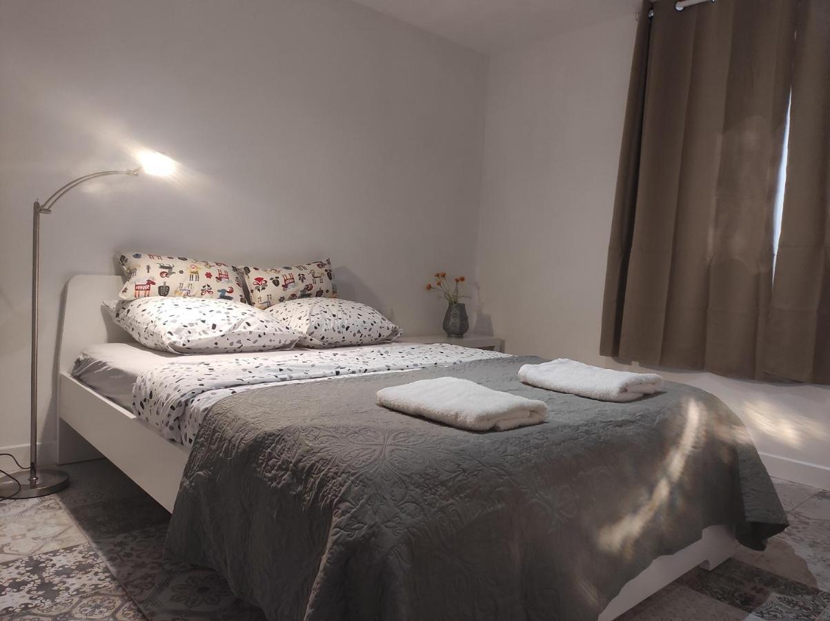 Ferienwohnung Les Quatre Chenes Bauduen Exterior foto